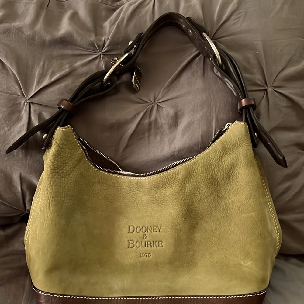 1975 Dooney & Bourke purse.